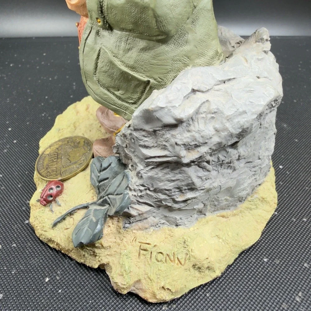 Fionn Leprechaun Figurine Blarney Stone Lucky Clover Ladybug Irish Figurine VTG‎